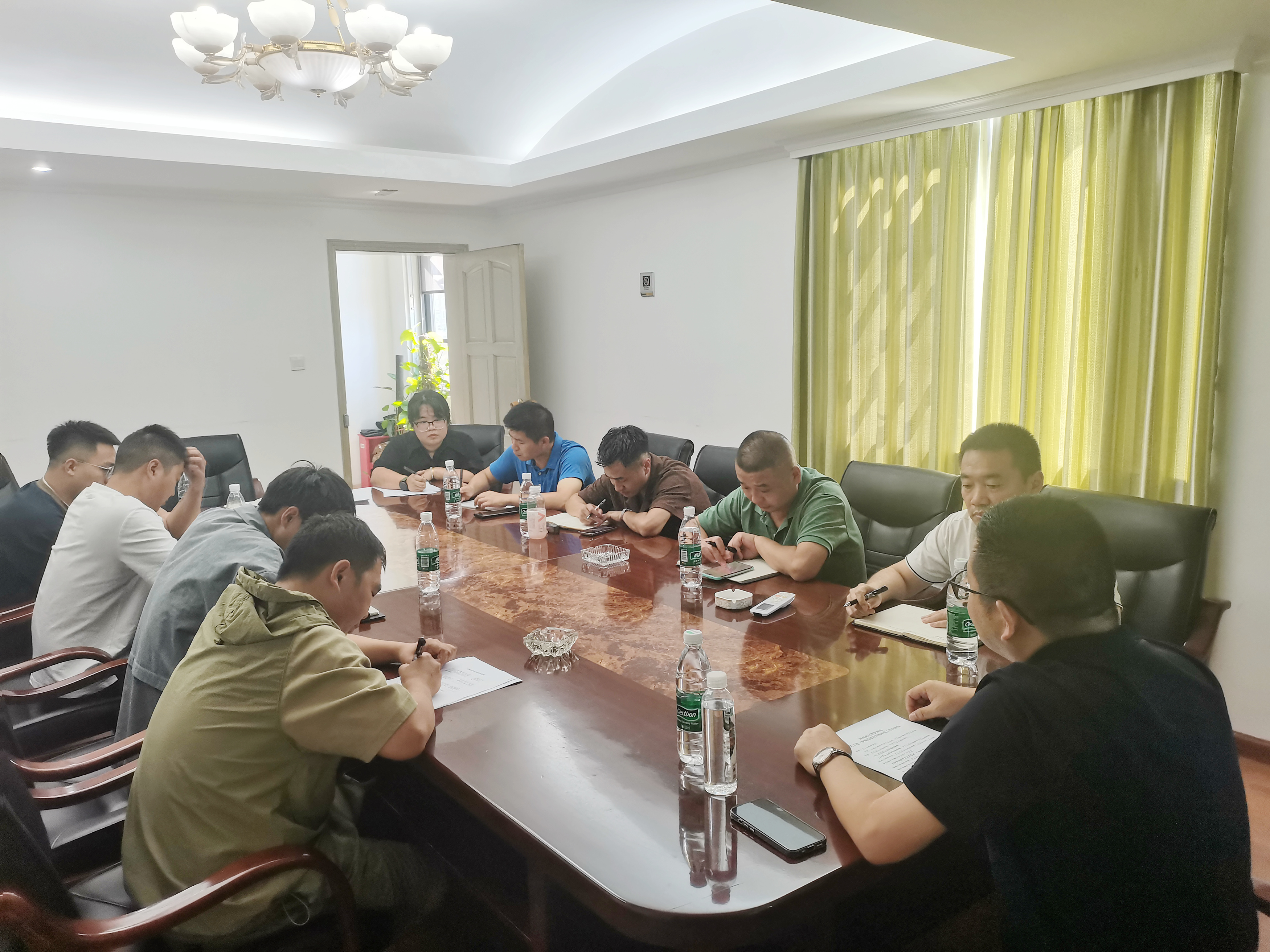 专题钻研会 专题钻研会